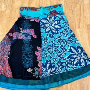 *LASt CHANCE* EUC knee length skirt DESIGUAL